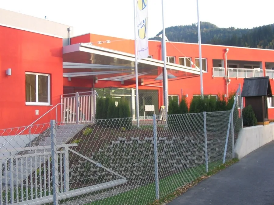 Vordach am Gesundheitspark Murau